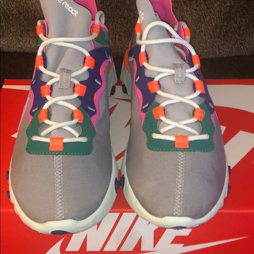 Women’s Nike React Element 55